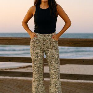 Spartina 449 Maren Kick pull on Tummy Smoothing Pants Resortwear Chic Size Small